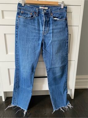Levi's Boyfriend Jeans in Medium Blue Wash with Raw Hem
